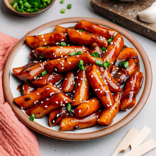 Scharfe koreanische Reiskuchen – Tteokbokki (떡볶이)