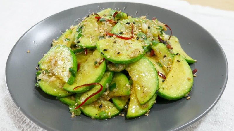 Gebratene Zucchini – Hobak Bokkeum (호박볶음) – Koreanisches Rezept von SONAMU